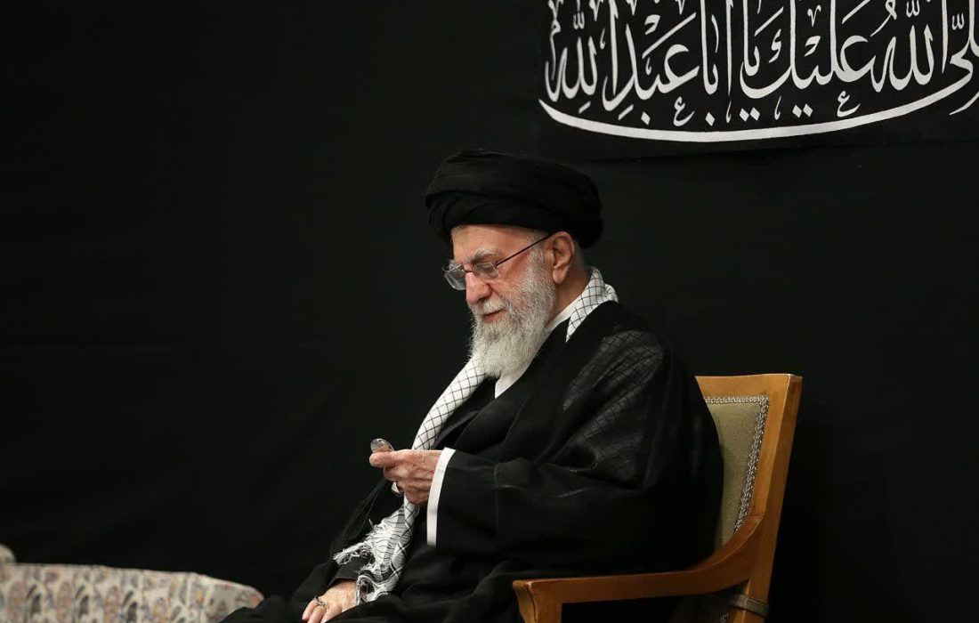 به فلک می‌رسد از چهره‌ی زیبای تو نور “قل هو الله احد” چشم بد از روی تو دور…